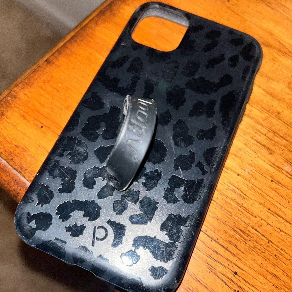 Loopy case - black cheetah